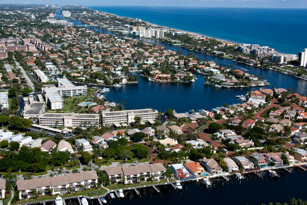 istock Living in Florida 841317980