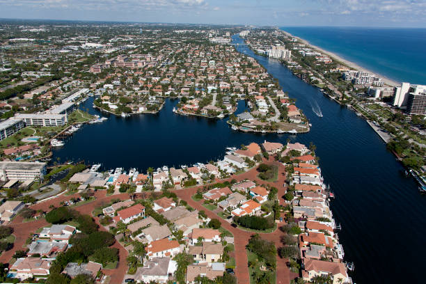 istock Living in Florida 841318032
