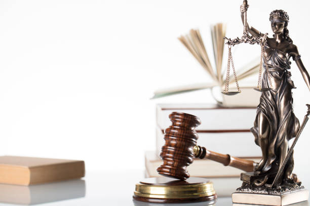 istock law symbols isolated 841361238