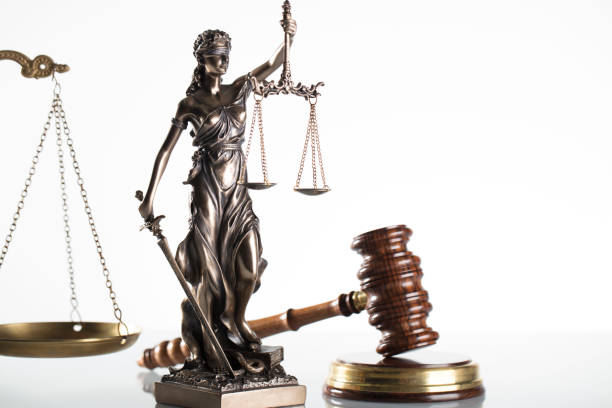 istock law symbols isolated 841361372