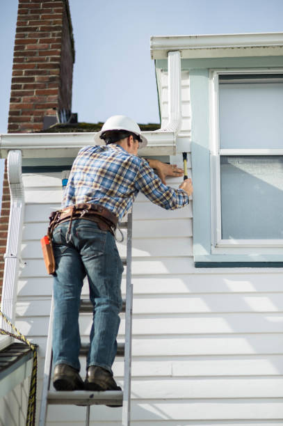 istock Adult male construction worker working on residence 841408364