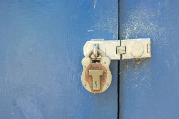 istock Closeup of blue painted barn door 841409654