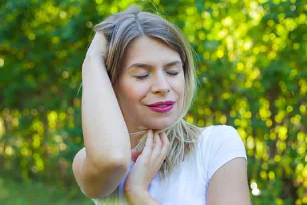 istock Sensual young woman outdoor 841478492