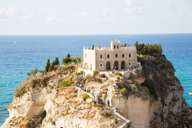 istock Santa Maria dell'Isola 841503768