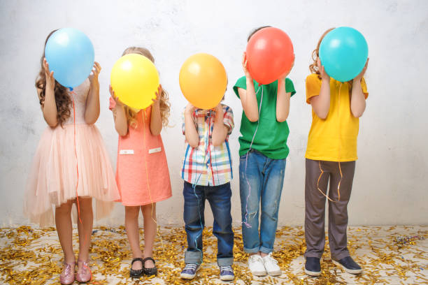 little kids studio portrait party celebration together - child party group of people little girls imagens e fotografias de stock