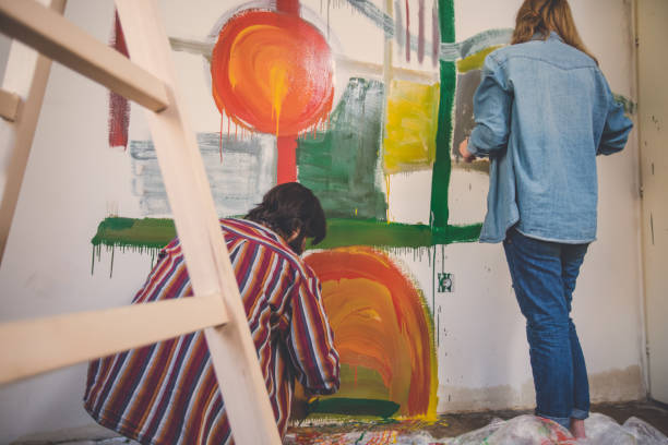 istock Painting room together 841531128