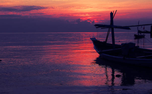 istock the color of sunrise 841553746