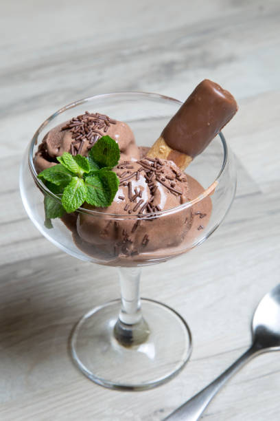 istock Homemade chocolate ice cream with chocolate crumb 841554842