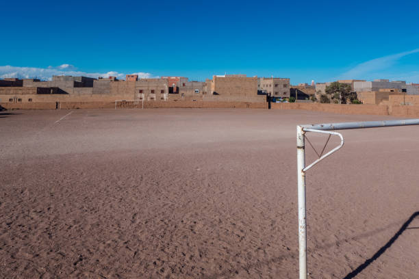 an empty soccer field in the outskirts of a moroccan city. - africa south africa child african culture imagens e fotografias de stock