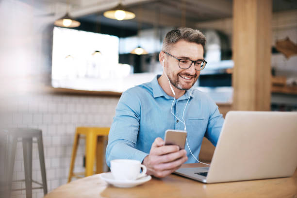 istock Gotta love that free wifi 841770258