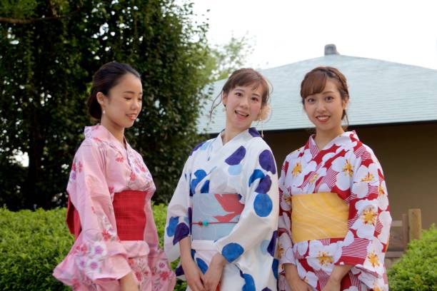 istock Japanese young women in Yukata posing 841795996