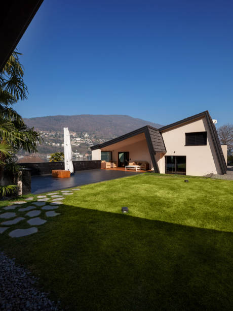 istock Modern villa, exterior with lawn, nobody 841811182
