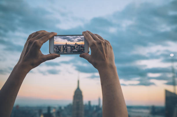 istock Perfect timing for photo 841829324
