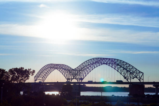 istock Mississippi River and Hernando de Soto Bridge in Memphis, TN 841865782