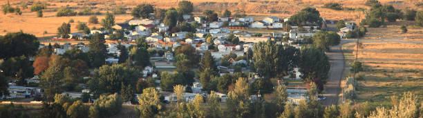 istock Living In A Very Nice Trailer And Module Home Park 842082286