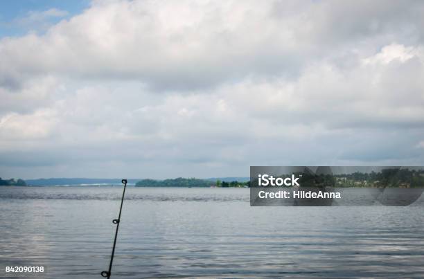 Fishing And Boating On Tennessee River Lake Guntersville Al Stock Photo - Download Image Now