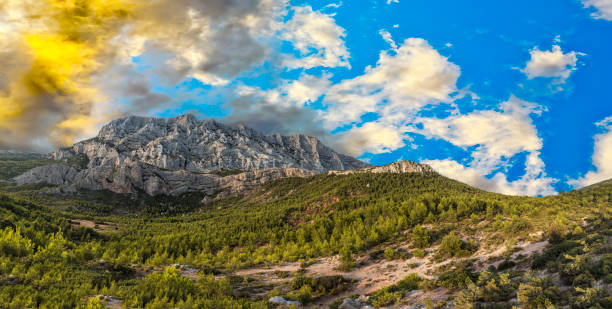 mount sainte-victoire in the provence, the Cezanne mountain famous mount sainte-victoire in the provence, the Cezanne mountain montagne sainte victoire stock pictures, royalty-free photos & images