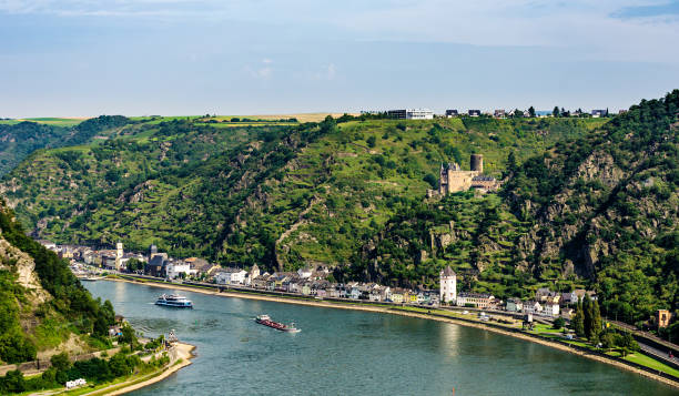 view from loreley. famous viewpoint high above the rhine river. - rhine gorge imagens e fotografias de stock