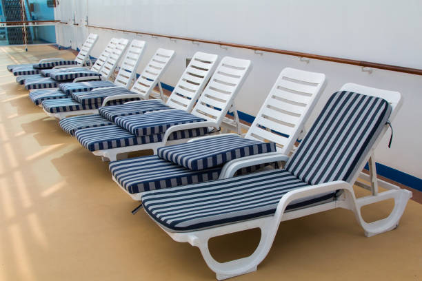의자  - panama deck beach chair 뉴스 사진 이미지