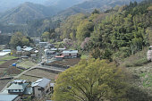 blick-auf-landschaft-japan-bei-chuo-line-zug.jpg?b=1&s=170x170&k=20&c=pPa7gJF9XSh8eYA2UpIl6FTgiuEUQXZvJGmaCp7js_g=