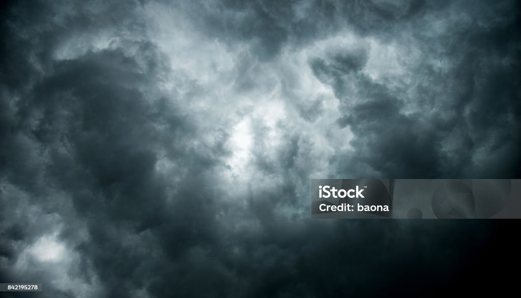 Nuvole tempestose per lo sfondo - Foto stock royalty-free di Nube