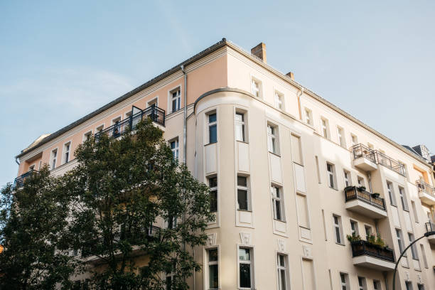 istock white and rose colored corner house 842321402