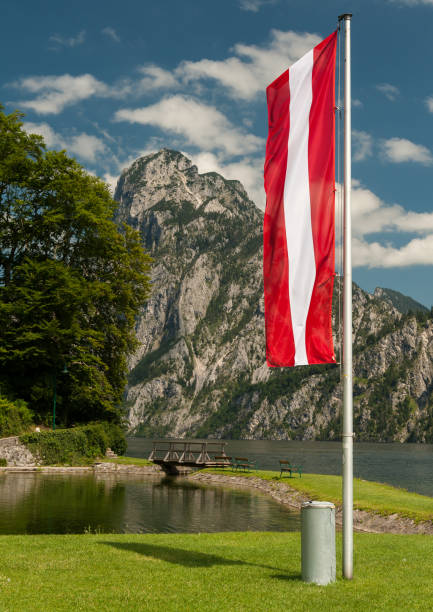 istock Austrian flag on a sunny day in Traunkirchen 842426848