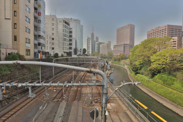 vista da cidade de tóquio no hamamatsucho world trading center - hamamatsucho - fotografias e filmes do acervo