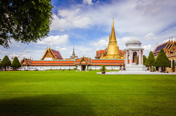 istock Royal grand palace in Bangkok 842461702