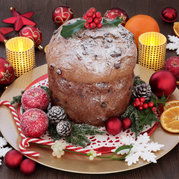 istock Italian Panettone Christmas Cake 842462602