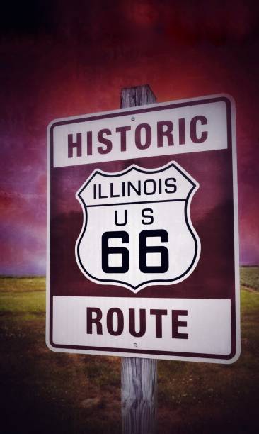 istock Illinois Route 66 vintage sign 842590272