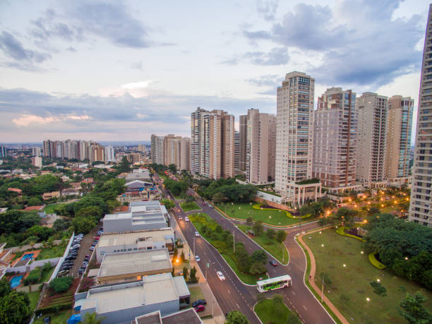 istock Fiusa ribeirao black city 842603024
