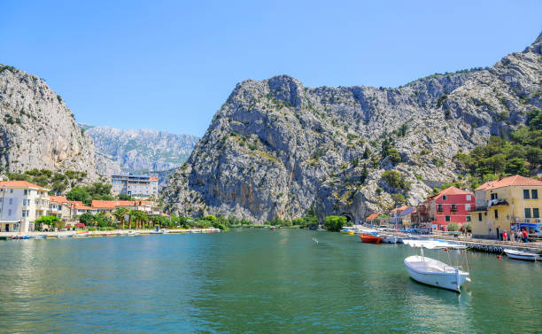 istock Town Omis in Croatia 842609142