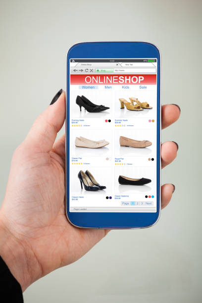 istock Businesswoman's Analyzing Charts On Smartphone 842613542