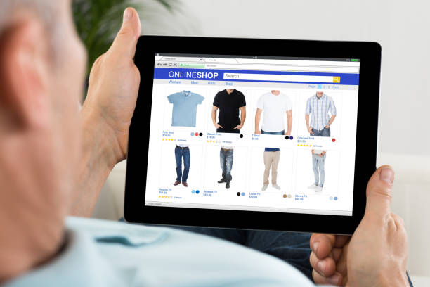 istock Person Hand Holding Tablet With Blank Screen 842613962