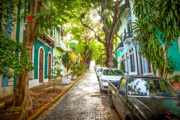 istock Street in old San Juan 842618178