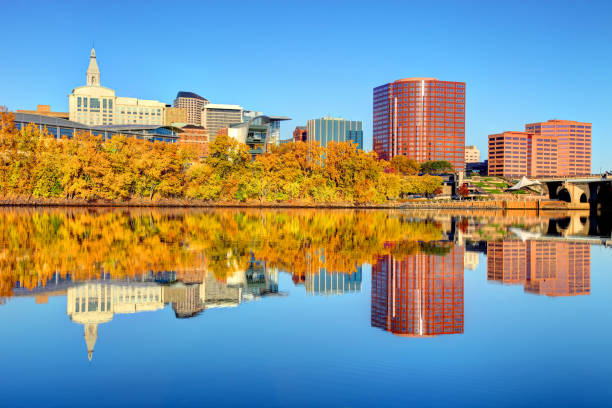 istock Autumn in Hartford, Connecticut 842653240