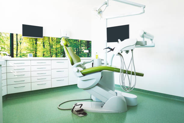 엠티 검사 중인 치과 객실 - dentists chair dental equipment dentist office dental drill 뉴스 사진 이미지