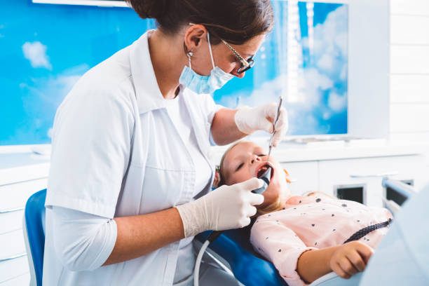 istock Preschooler at the dentist 842704498