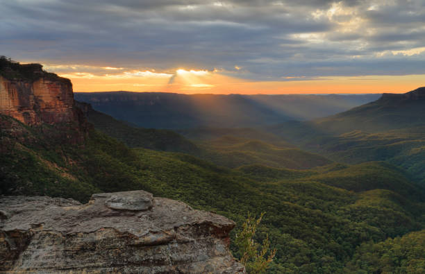 istock Beautiful sunrise Katoomba 842710220