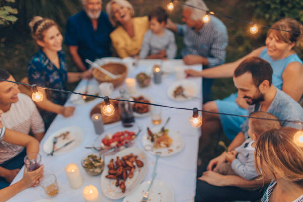 istock Thanksgiving with family 842790908