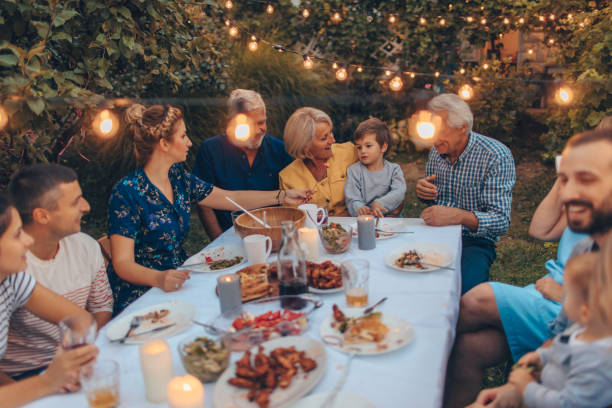 istock Thanksgiving with family 842790950