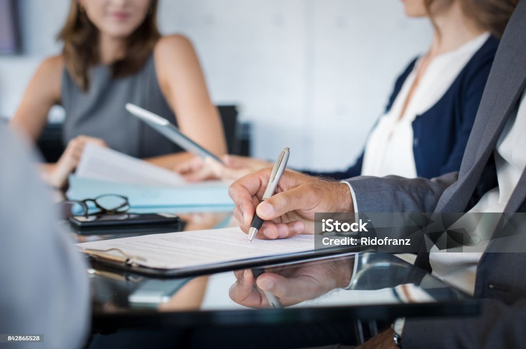 Business people Schreiben - Lizenzfrei Offizielles Treffen Stock-Foto