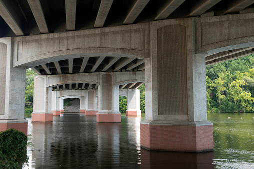 Structural details of bridge over Occoquan River, Occoquan, Virginia, USA