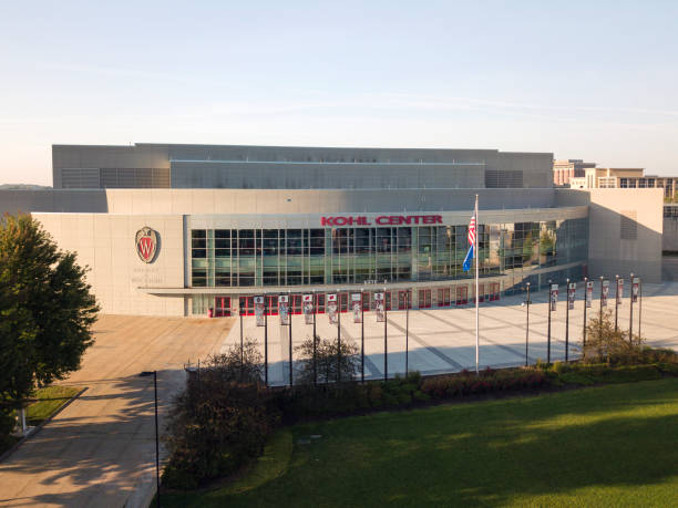 kohl center sports arena - universidad de wisconsin madison fotografías e imágenes de stock