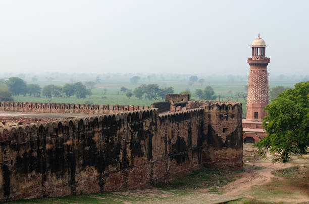istock Orchha Fort in India 842898894