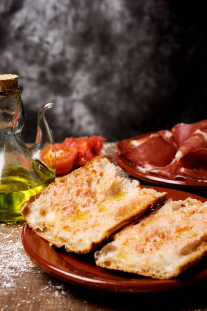 istock catalan pa amb tomaquet with serrano ham 842945856