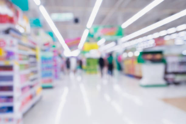istock Supermarket store abstract blur background 843052018