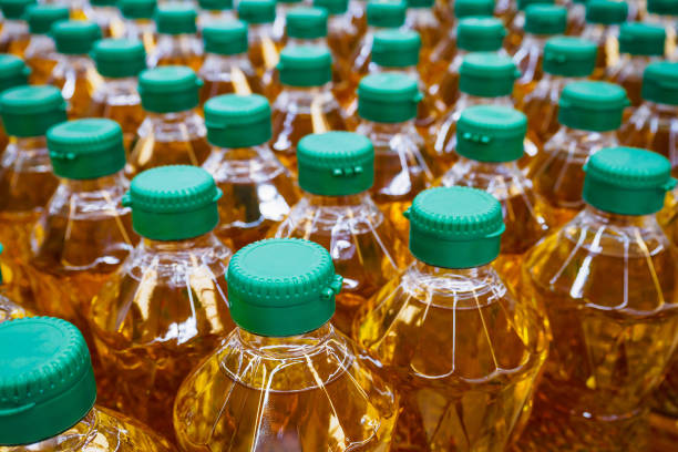 istock Cooking oil bottles at factory warehouse 843052204