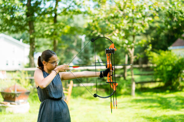 istock The teenager girl practicing archery 843064658